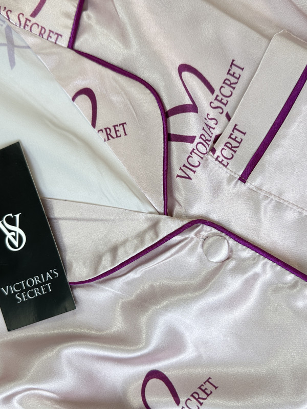 Рожевий комплект сорочка з шортами Victorias Secret