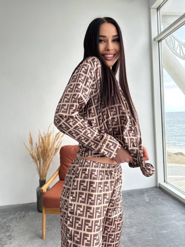 Коричневий комплект сорочка з штанами  Fendi