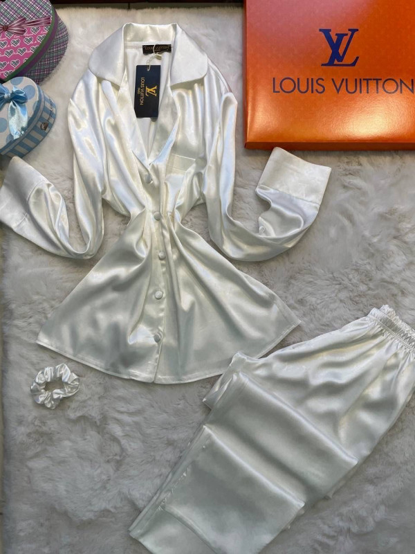Білий комплект сорочка з штанами  Louis Vuitton